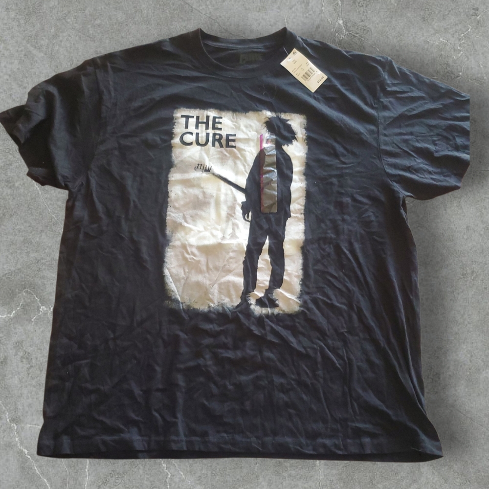 Black Short Sleeve Tee with Vintage Graphic